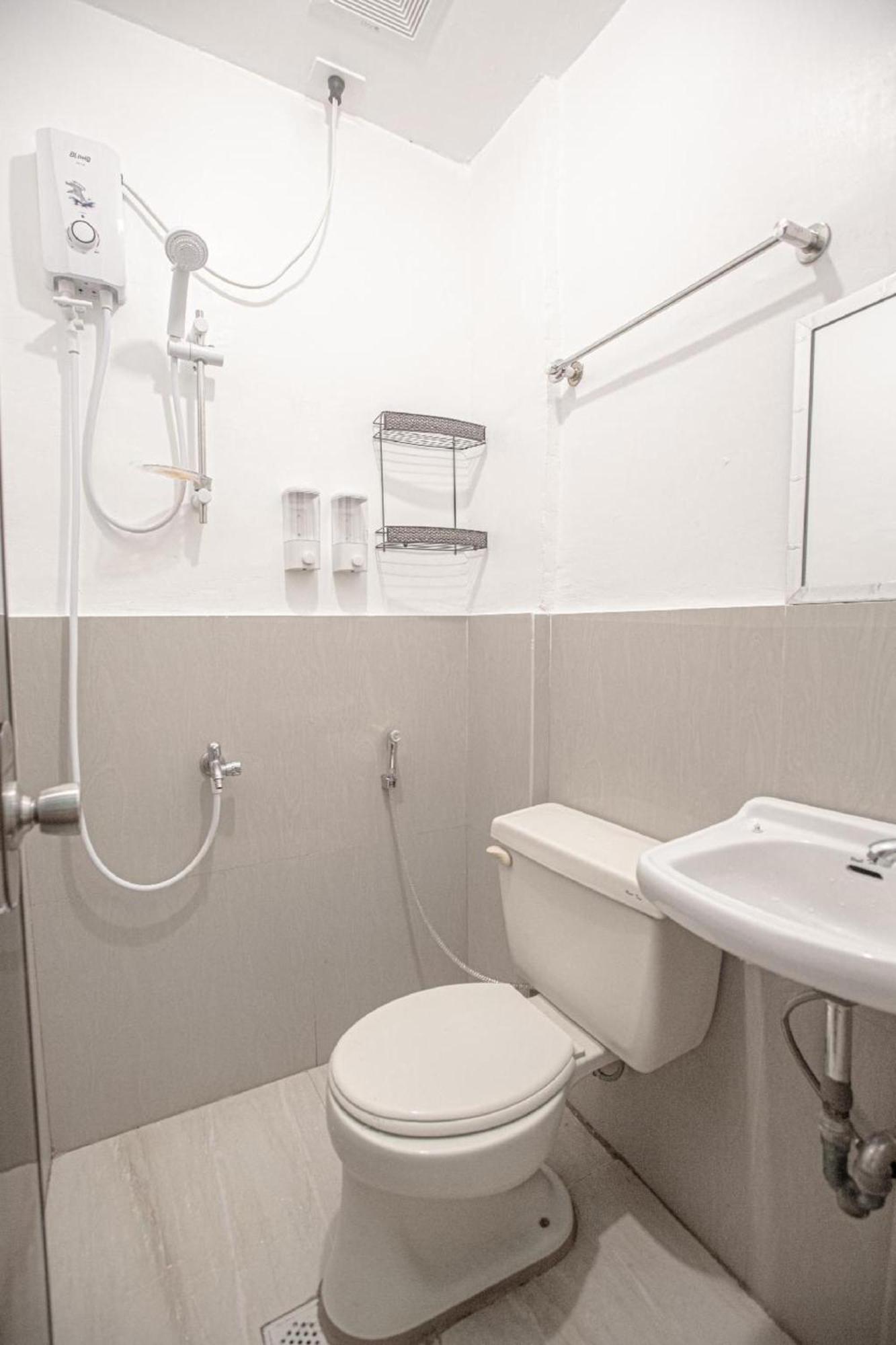 Oyo 588 Sunrock Resort Antipolo Ngoại thất bức ảnh